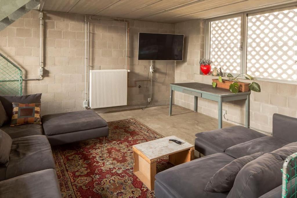 Mari'S: Multifunctional Shelter With Big Garden Villa Gent Ngoại thất bức ảnh